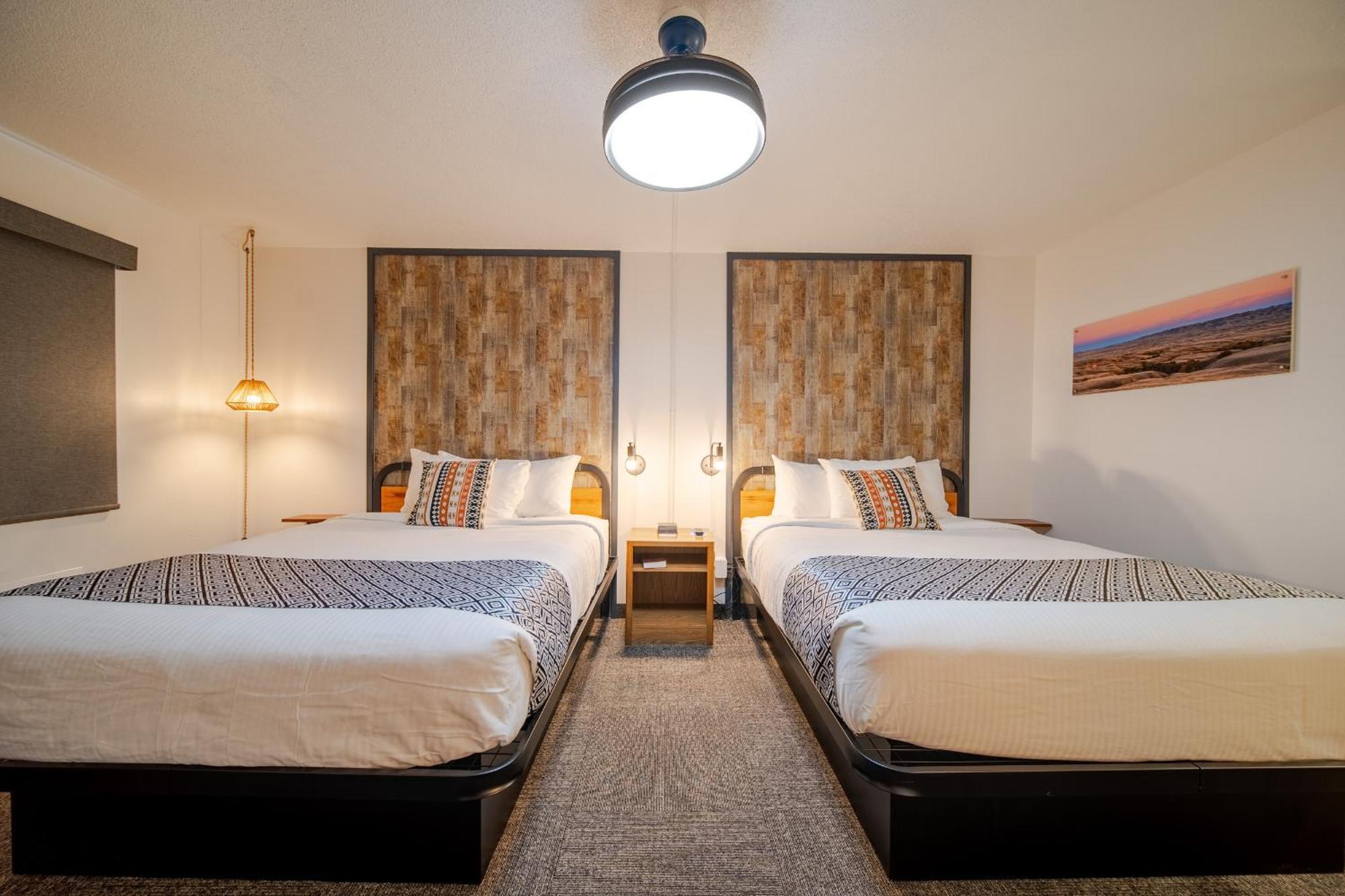 Hansen Inn & Cabins Wall Extérieur photo